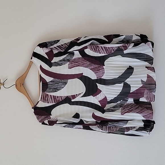 Chico's Coastal Breeze Soft Pleat Popover Blouse Purple Tan Black Size Large - Picture 5 of 9